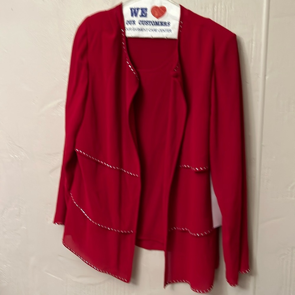 3 woman suit,